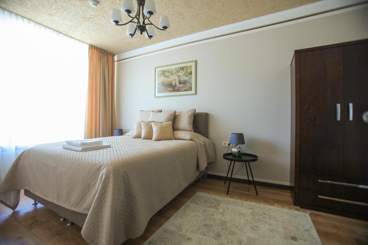 Central Hotel Radziwiliszki Extérieur photo