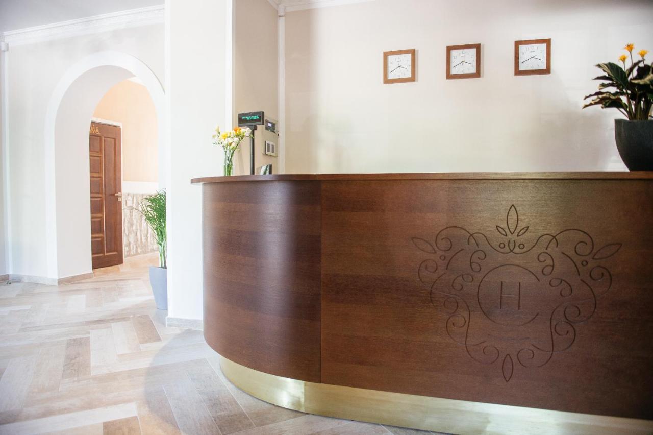 Central Hotel Radziwiliszki Extérieur photo