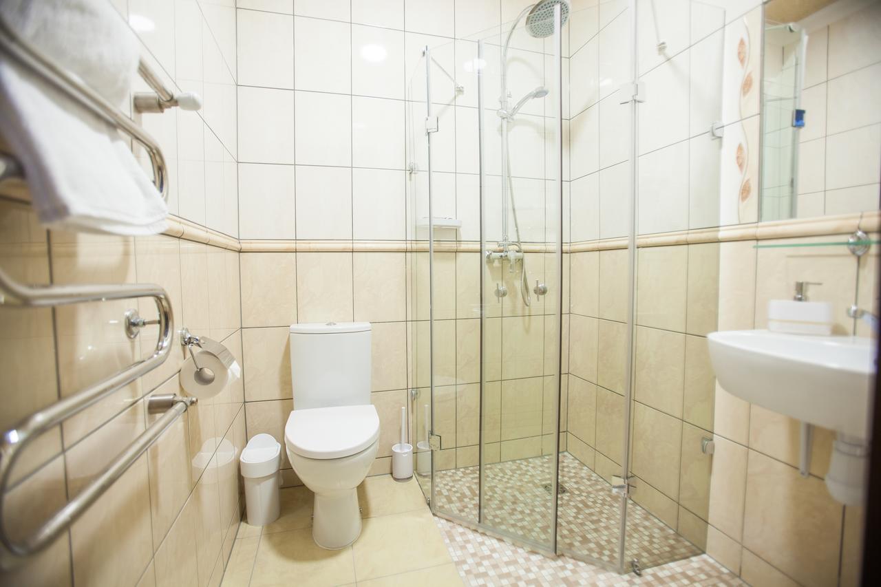 Central Hotel Radziwiliszki Extérieur photo